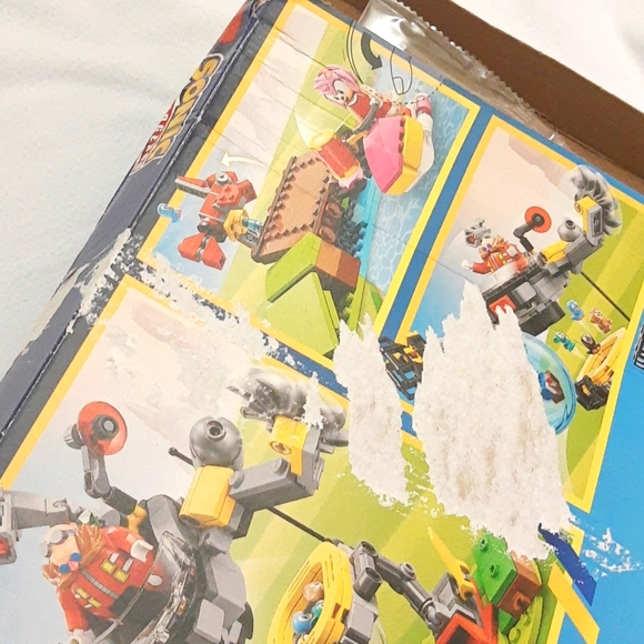 LEGO Sonic the Hedgehog Green Hill Zone Loop Challenge COMPLETE WITH BOX DAMAGE - Picture 10 of 16